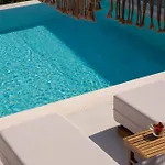 Dimitris - The House & The