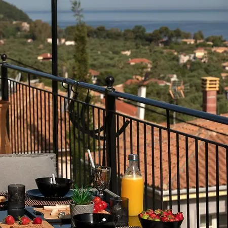 Dimitris - The House Experience Holiday home *