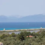 Nyaraló Dimitris - The House & The Fríni