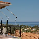 Dimitris - The House & The * Frínion