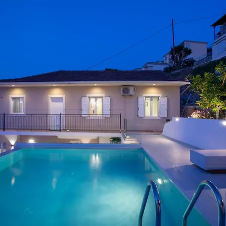 Dimitris - The House & The Vakantiehuis *