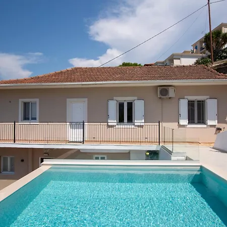 Vakantiehuis Dimitris - The House & The Frínion