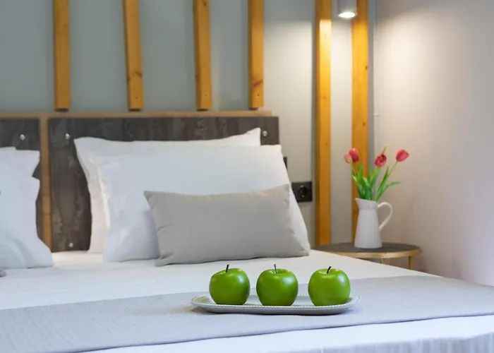 Dimitris - The House & The * Frínion