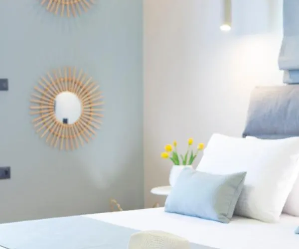 Dimitris - The House & The