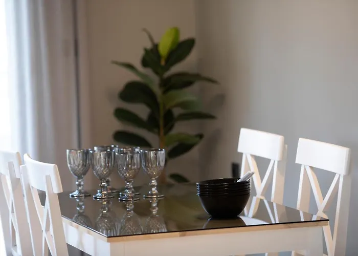 Dimitris - The House & The