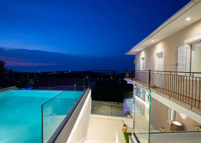 Hébergement de vacances Dimitris - The House & The Frínion