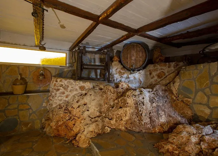 Dimitris - The House & The Hébergement de vacances